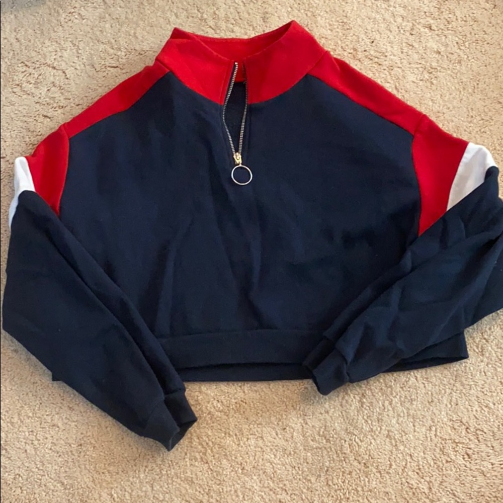Color blocked cropped quarter zip